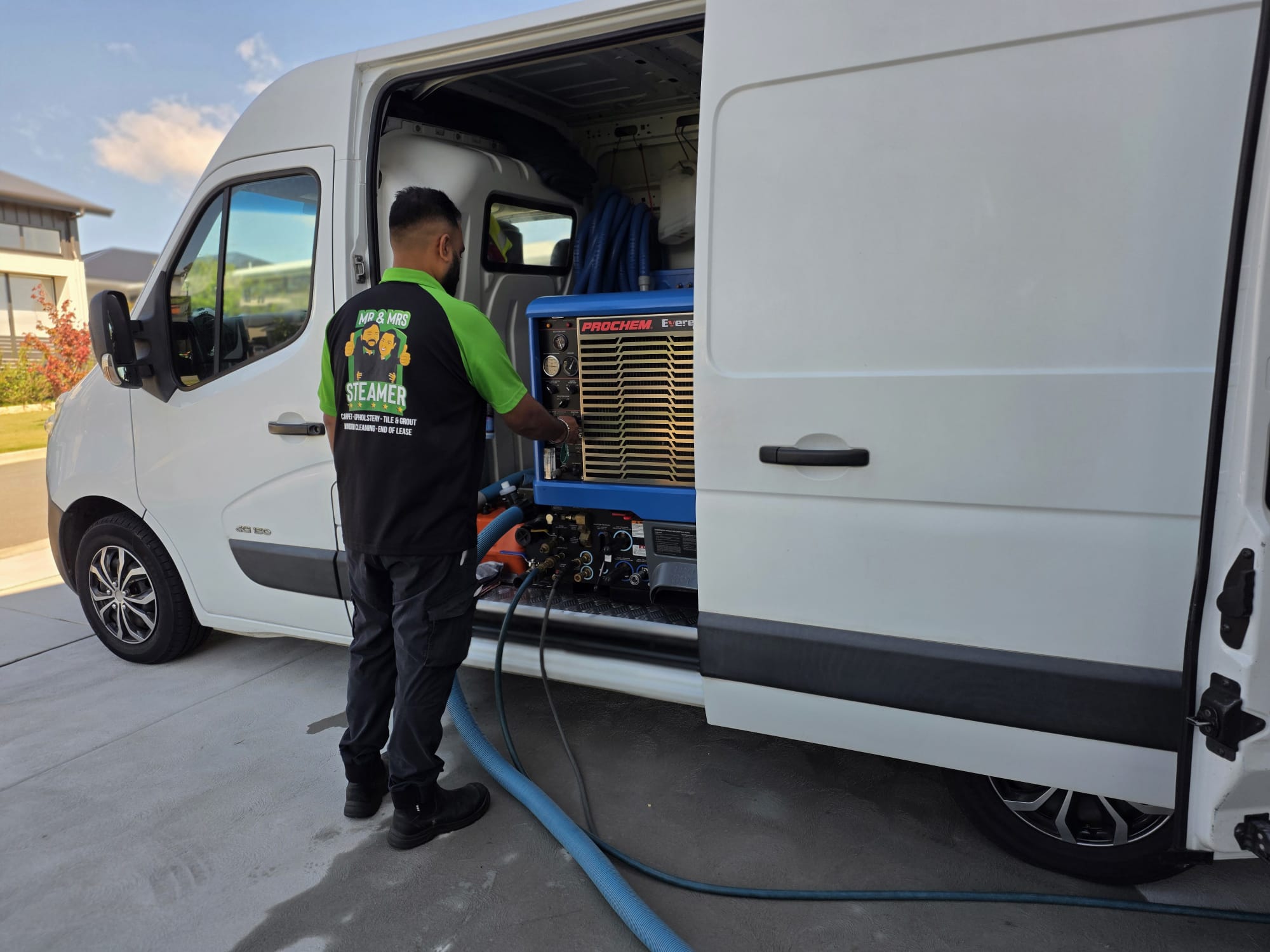 #1 Carpet Cleaning in Canberraa | 120+ 5-star reviews!